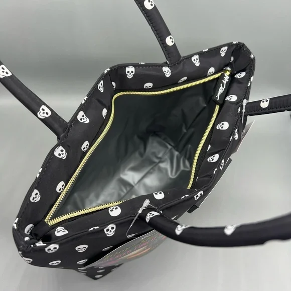 NWOT Betsey Johnson Black and White Skull Lunch Tote - Picture 5 of 9